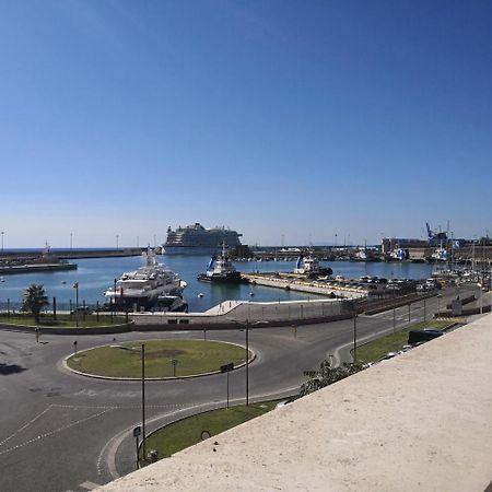 Casa Cavallotti - Modern Apartment Between Train Station And Port Civitavecchia Dış mekan fotoğraf